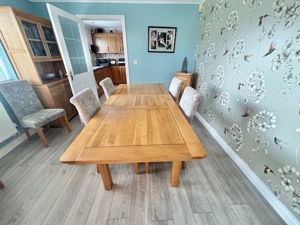 Dining room- click for photo gallery